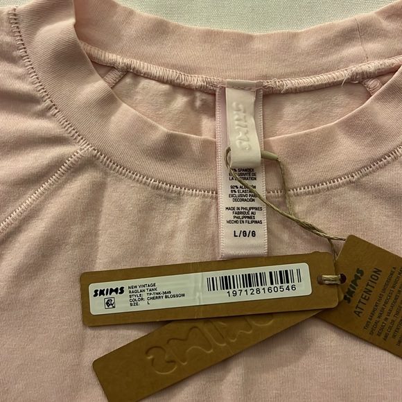 SKIMS NWOT VINTAGE RAGLAN TANK - Picture 2 of 3